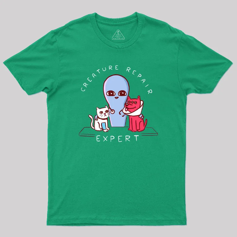 Creature Repair Expert Geek T-Shirt Geometric