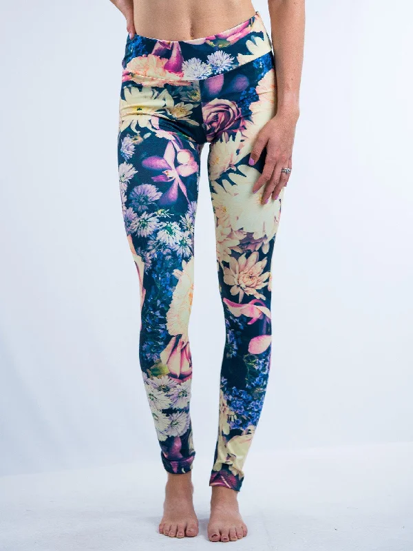 Vintage Flowers Leggings Relaxed Women's Beachy