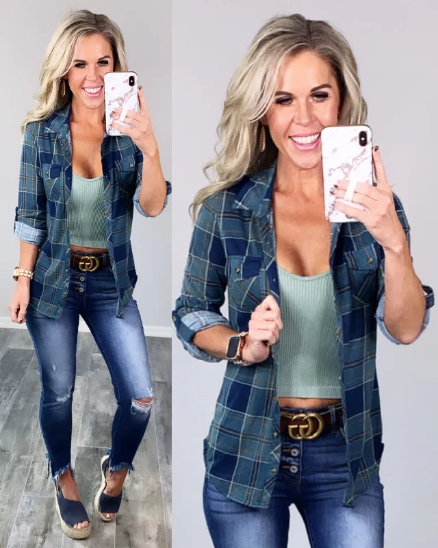 Penny Plaid Flannel Top - Teal/Navy Geometric