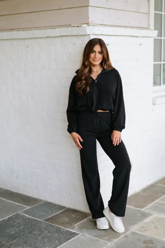 Chamberlin Set-Black Laid - back Women's Style