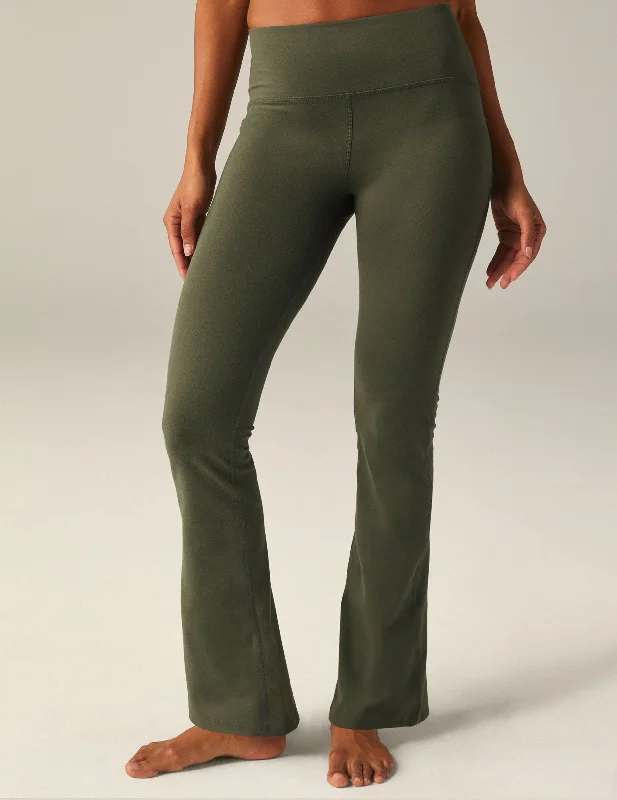 POWERBEYOND™ Strive Bootcut Pant Cashmere
