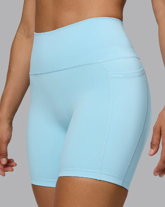Fusion Mid Short Tight With Pockets - Crystal Blue Sharp Women's Italian