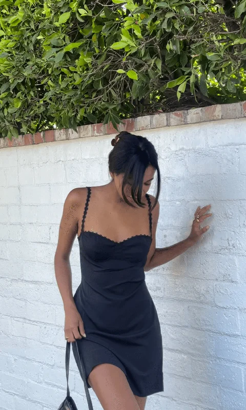 Out And About Dress performance