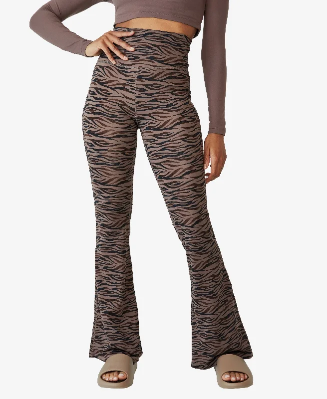 Womens Contouring Yoga Flare Pants Trendy Women's Oversized