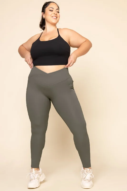 Crisscross Hourglass® Leggings with Pockets - English Ivy Confident Women's Power