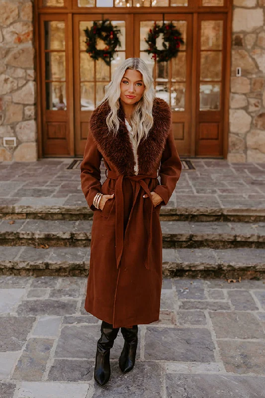 Central Park Stroll Coat in Chocolate Sleek Women's 