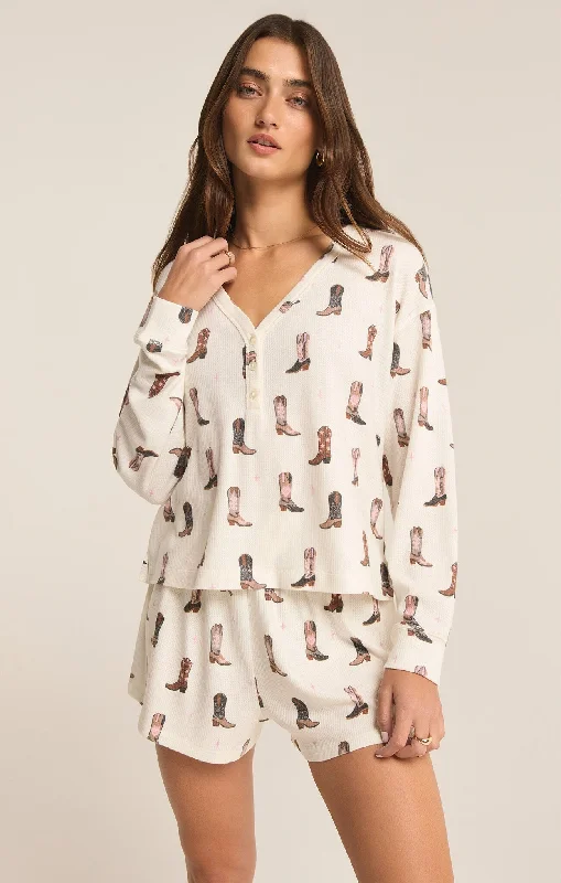 Kick Off Your Boots LS Top Contemporary 