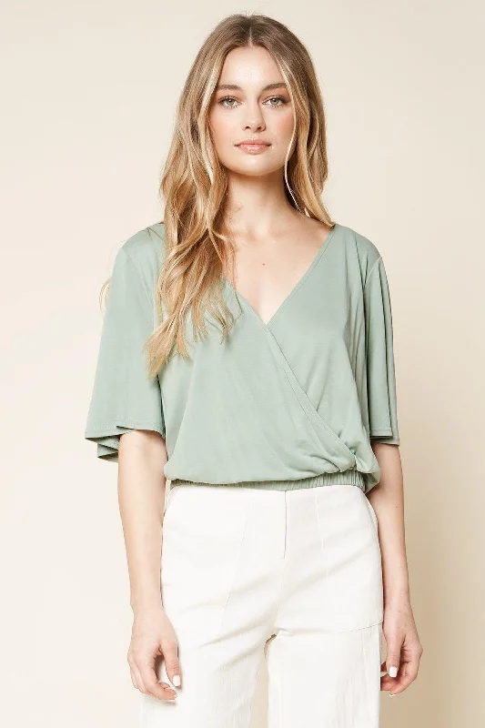 Wanda Short Sleeve Pistachio Top Artistic Women's Hand - painted