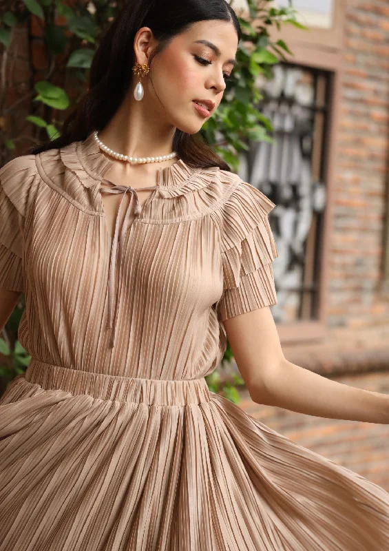 Chloe Pleated Blouse Traditional Women's Wool